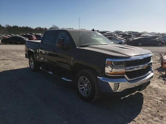 2017 Chevrolet Silverado K1500 Lt VIN: 3GCUKREC8HG202871 Lot: 92307995