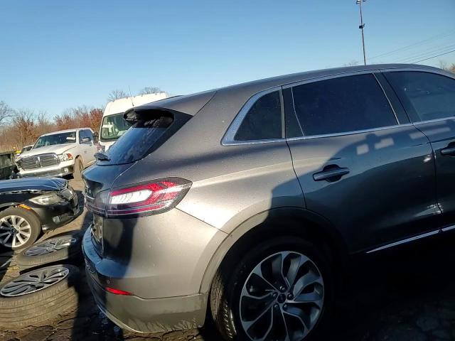 2022 Lincoln Nautilus Reserve VIN: 2LMPJ8K93NBL13474 Lot: 92513315