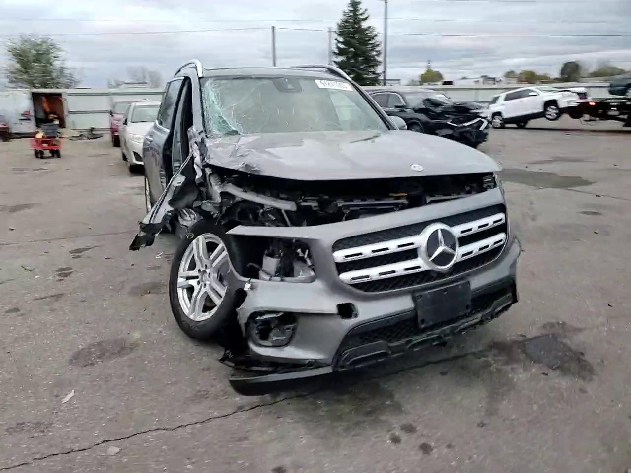 Фото: W1N4M4HB6PW297746