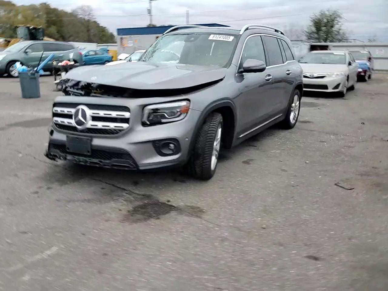 Фото: W1N4M4HB6PW297746