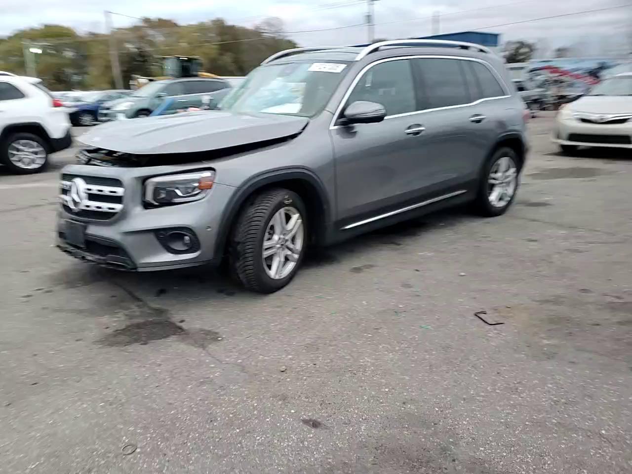 Фото: W1N4M4HB6PW297746