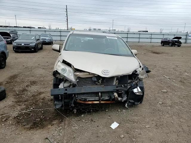 2013 Toyota Sienna Xle VIN: 5TDYK3DC2DS297732 Lot: 93026925