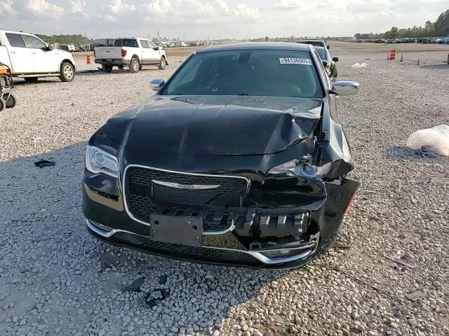 2019 Chrysler 300 Limited VIN: 2C3CCAEG2KH536306 Lot: 94136005