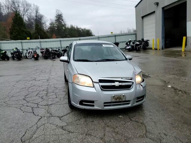 2007 Chevrolet Aveo Base VIN: KL1TD56637B081138 Lot: 93293925