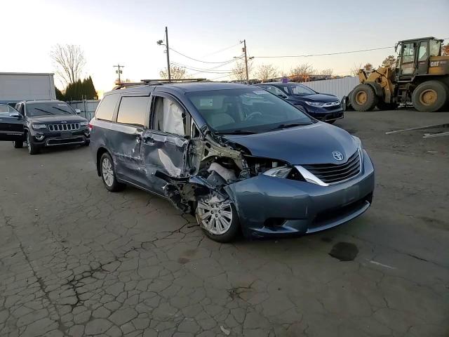 2013 Toyota Sienna Le VIN: 5TDJK3DC7DS061062 Lot: 92627015