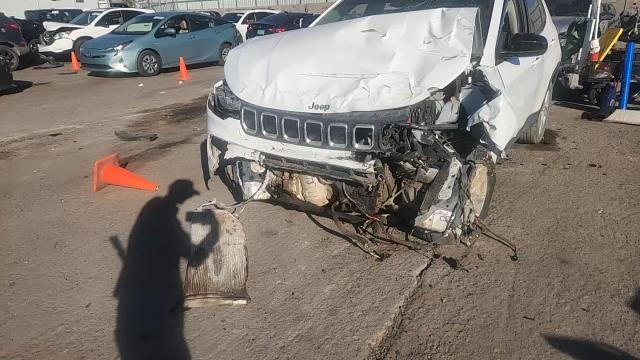 2022 Jeep Compass Latitude VIN: 3C4NJDBB7NT152134 Lot: 91911115