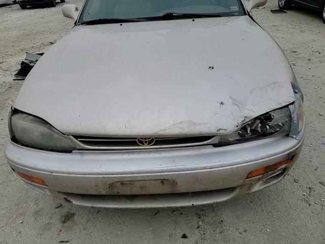 1995 Toyota Camry Le VIN: 4T1SK12E5SU537102 Lot: 93472415