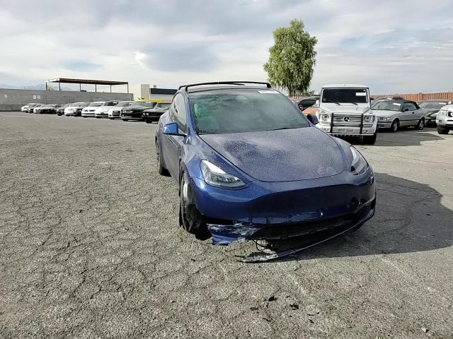 2024 Tesla Model Y VIN: 7SAYGDEF6RF049403 Lot: 91871105