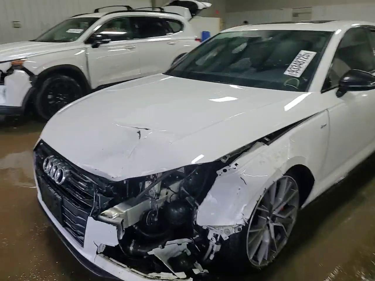 Фото: WAUENAF44KN019726