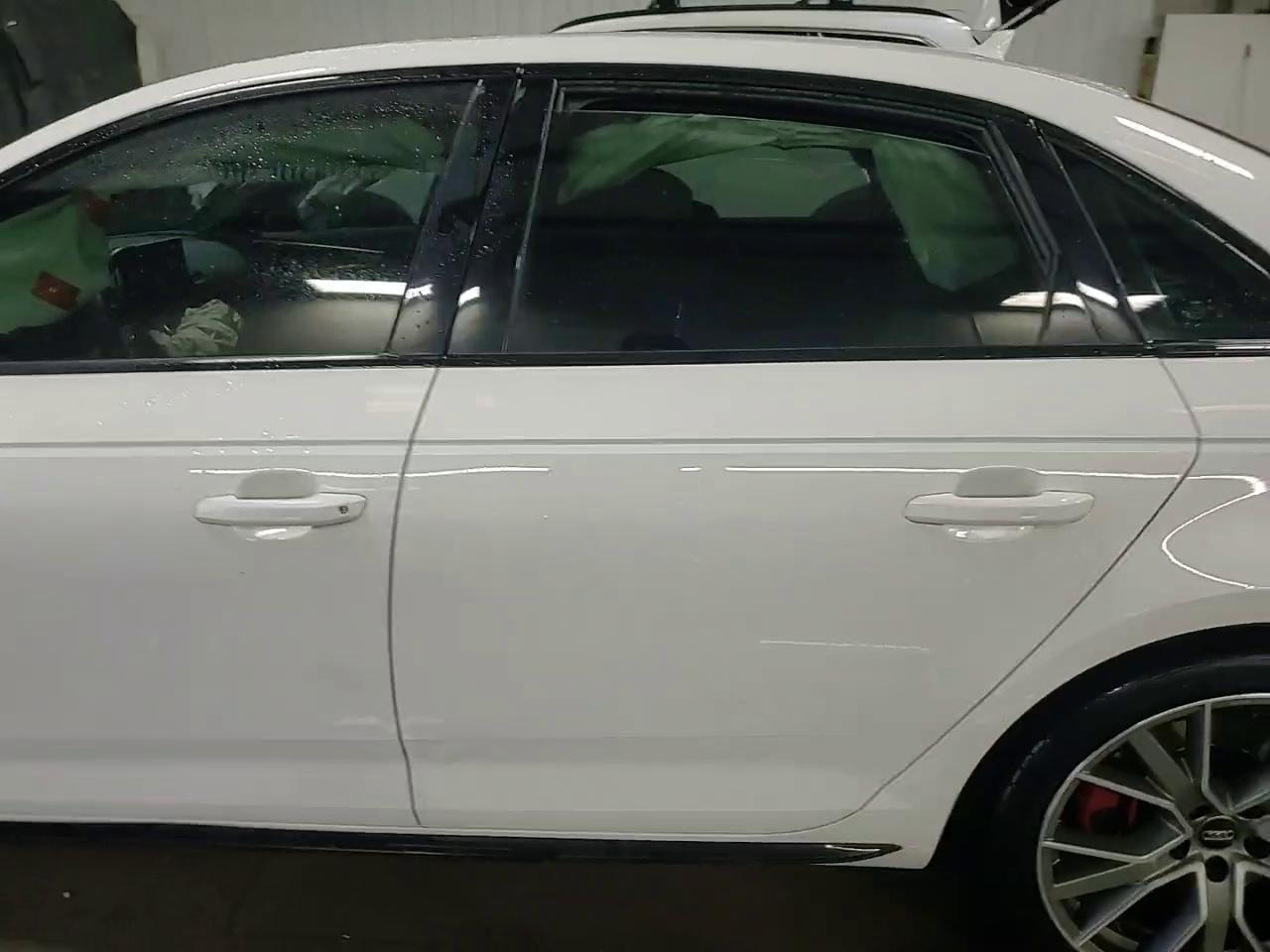 Фото: WAUENAF44KN019726