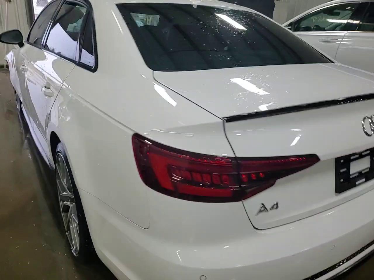 Фото: WAUENAF44KN019726