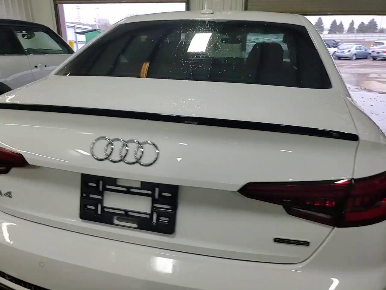 Фото: WAUENAF44KN019726