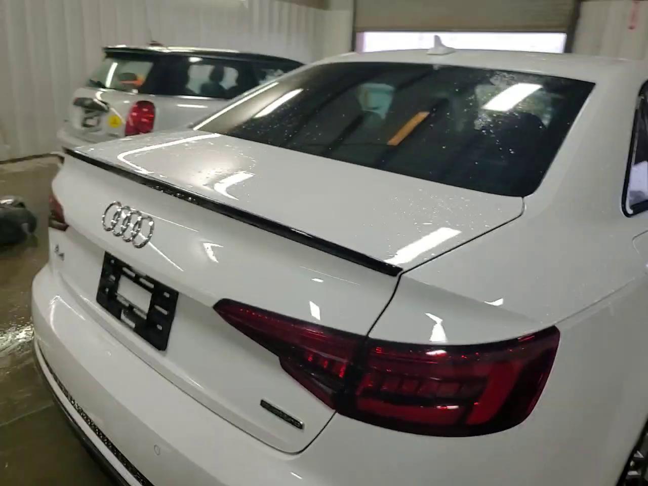 Фото: WAUENAF44KN019726