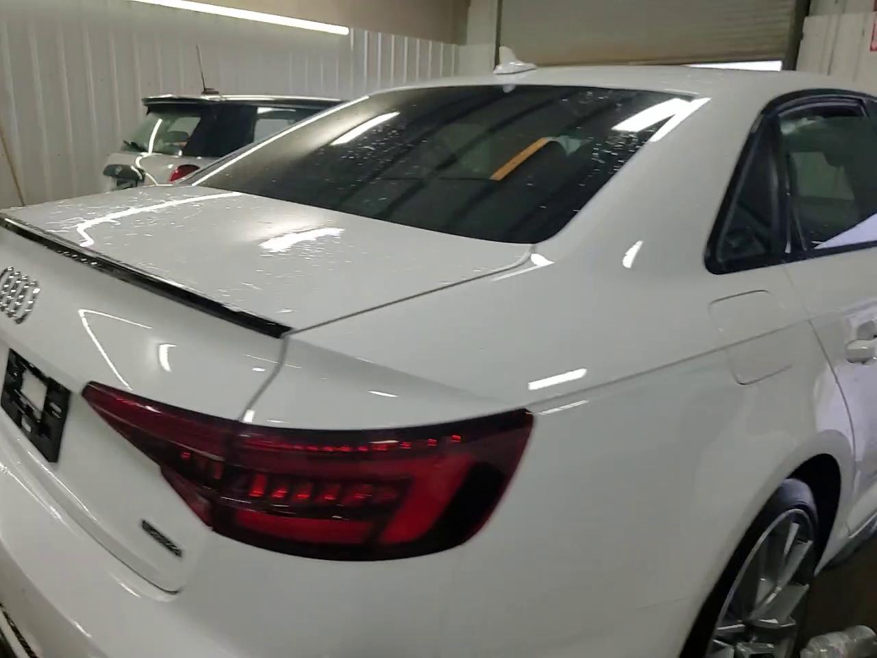 Фото: WAUENAF44KN019726