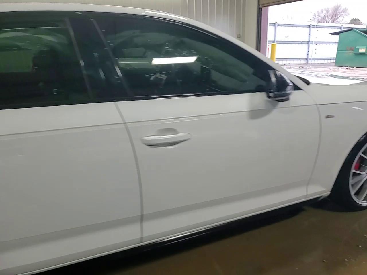 Фото: WAUENAF44KN019726