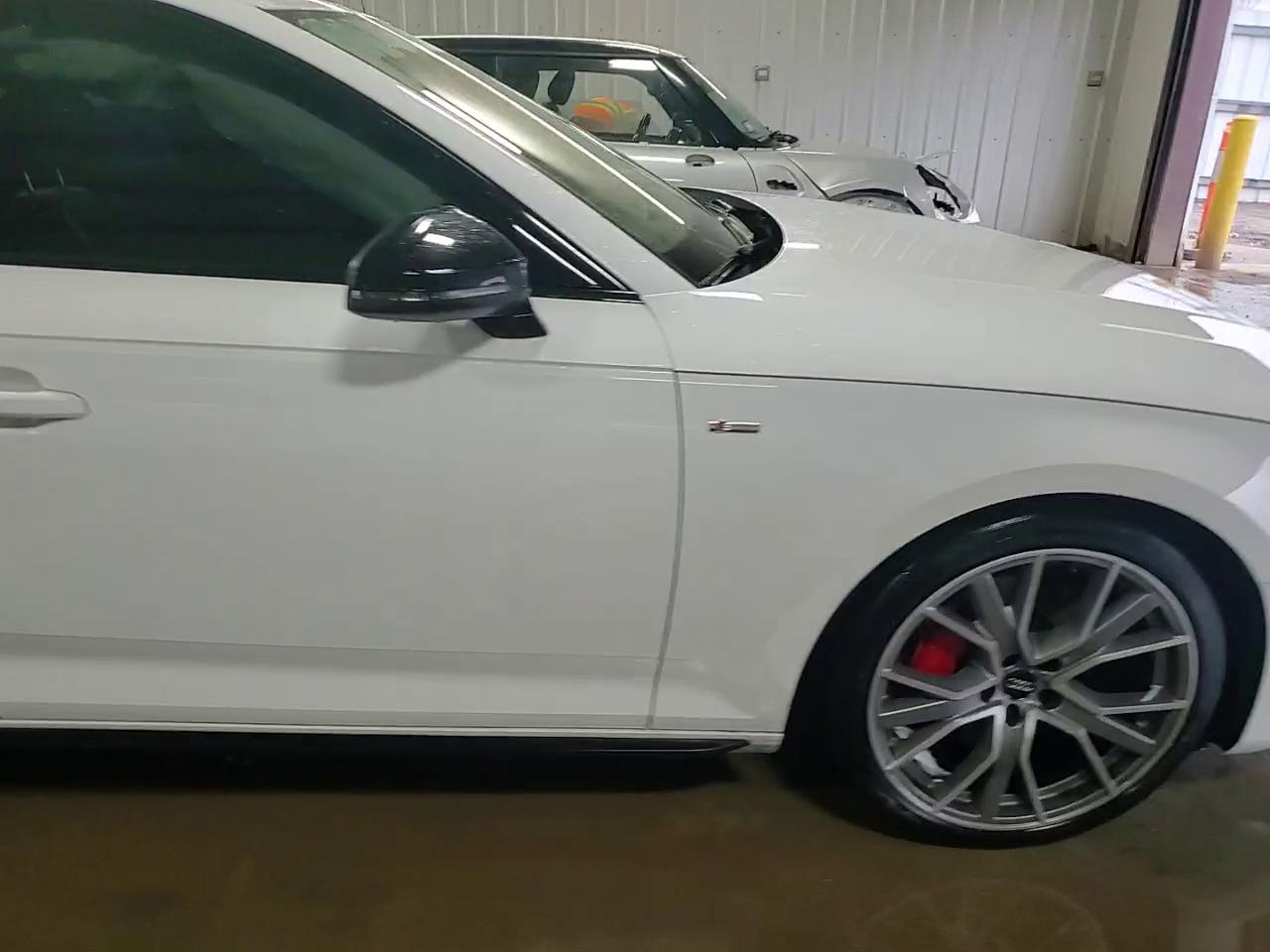 Фото: WAUENAF44KN019726