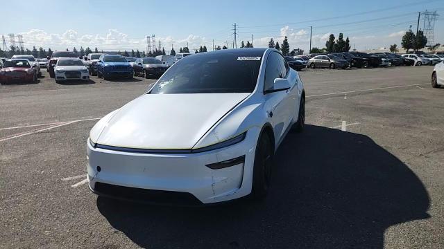 2026 Tesla Model Y VIN: 7SAYGDED9TF374455 Lot: 93256885
