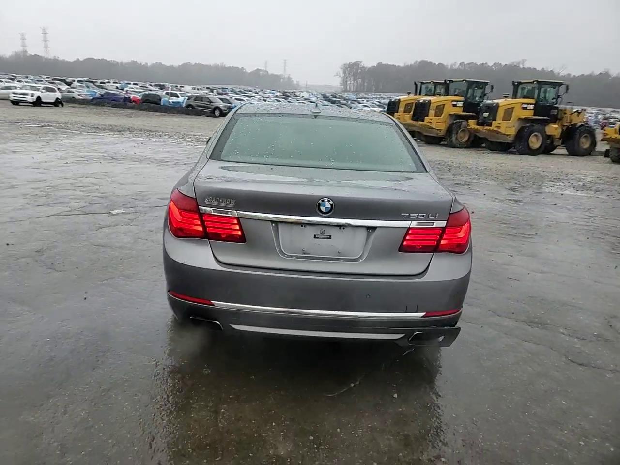 Фото: WBAYE8C55DD132788