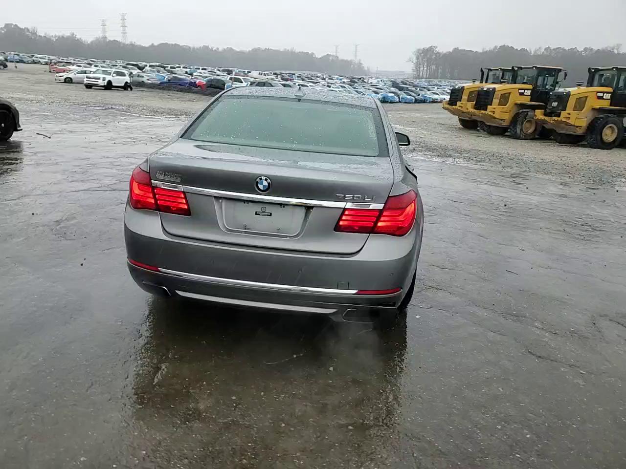 Фото: WBAYE8C55DD132788