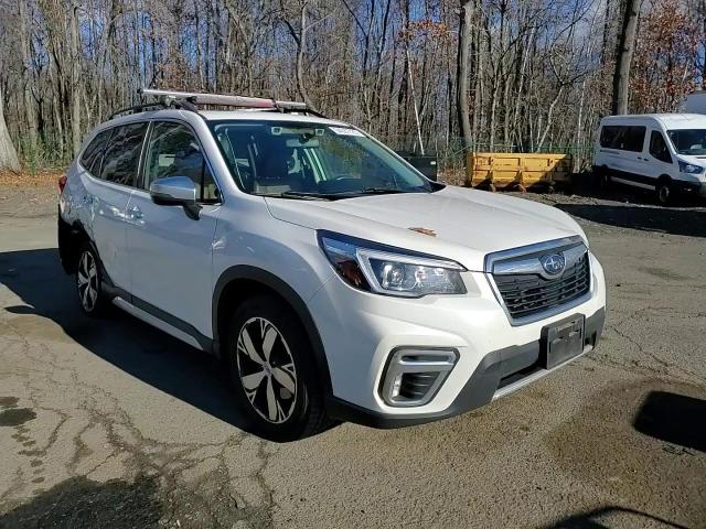 2019 Subaru Forester Touring VIN: JF2SKAWC8KH585832 Lot: 94027725