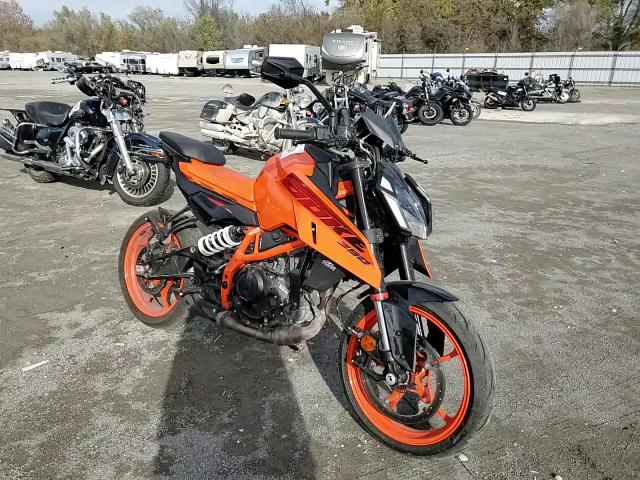 2024 Ktm 390 Duke VIN: MD2JPJ409RN279720 Lot: 92347895