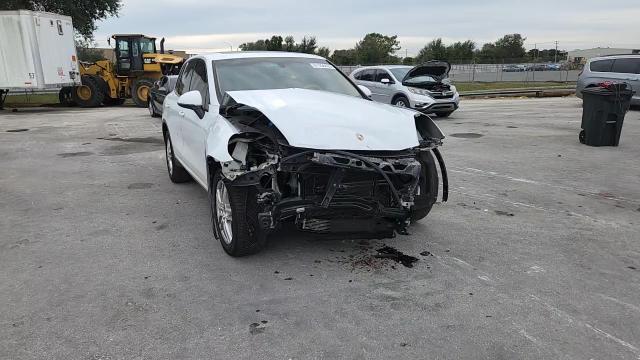 2016 Porsche Cayenne VIN: WP1AA2A26GKA12499 Lot: 91556435