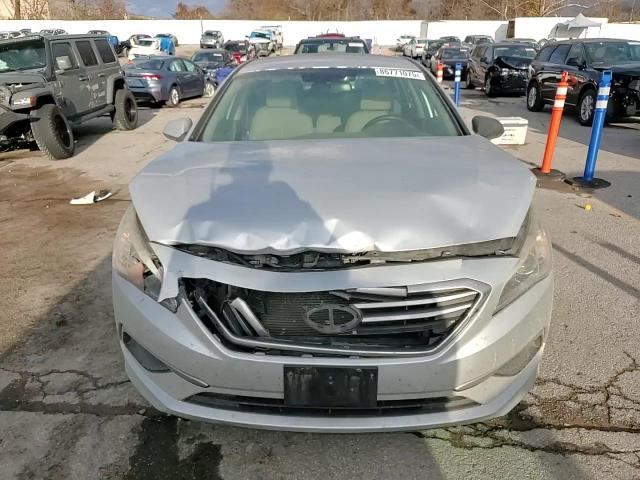 2017 Hyundai Sonata Se VIN: 5NPE24AF7HH557075 Lot: 86771075