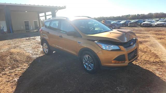2016 Ford Escape S VIN: 1FMCU0F72GUA92619 Lot: 94798075