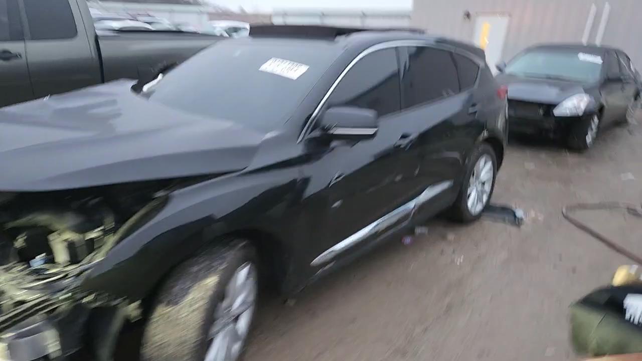 Фото: 5J8TC2H38KL003701