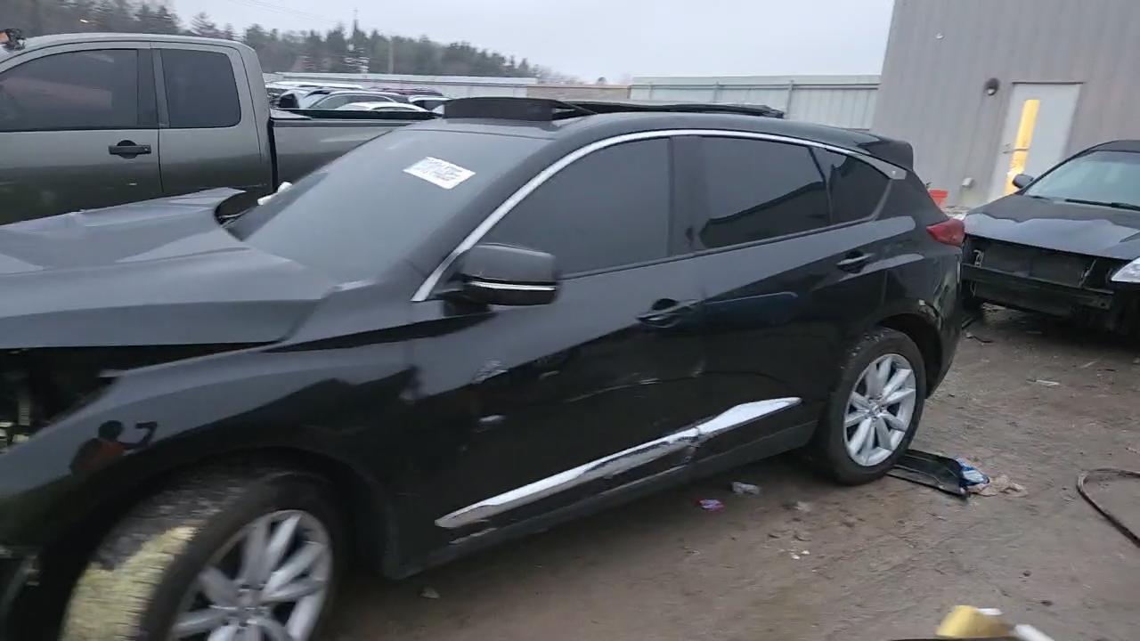 Фото: 5J8TC2H38KL003701