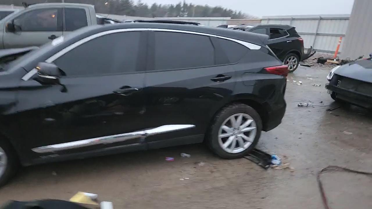 Фото: 5J8TC2H38KL003701