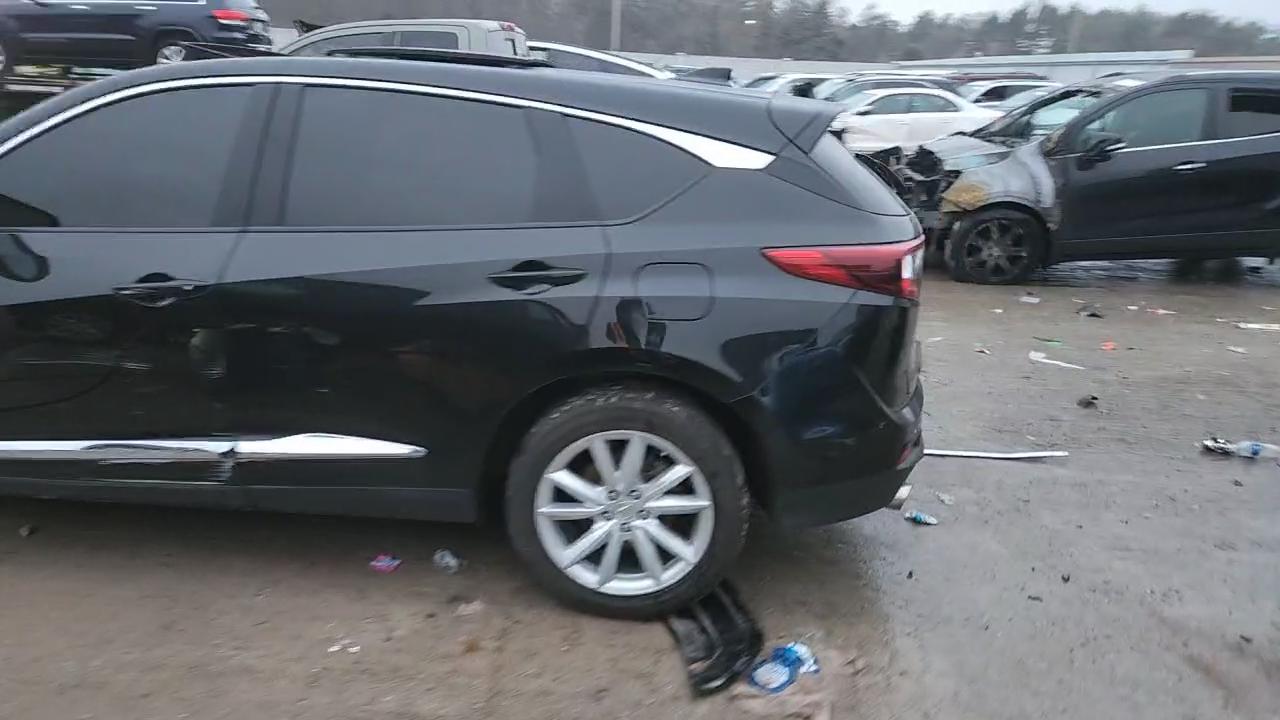 Фото: 5J8TC2H38KL003701