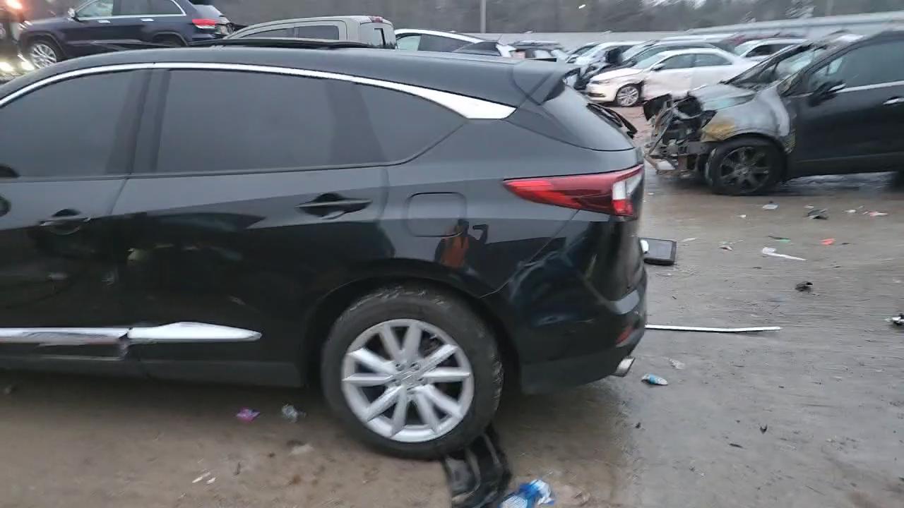 Фото: 5J8TC2H38KL003701