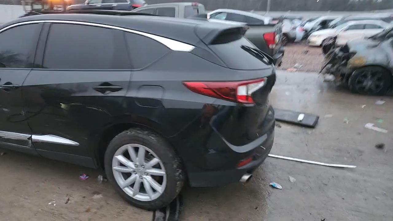 Фото: 5J8TC2H38KL003701