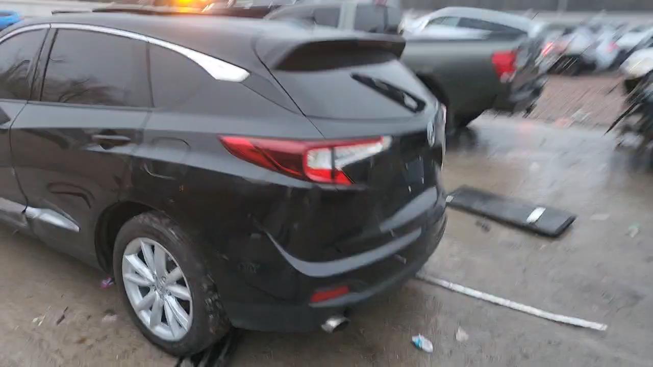 Фото: 5J8TC2H38KL003701