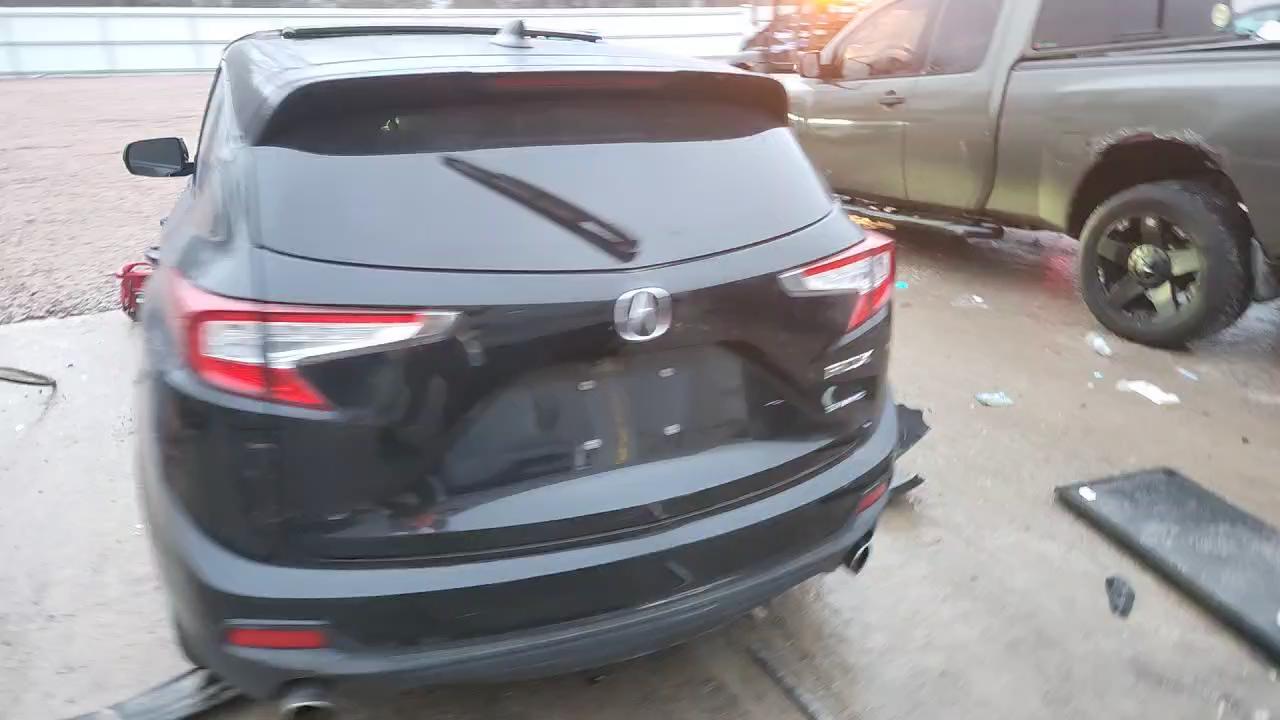 Фото: 5J8TC2H38KL003701