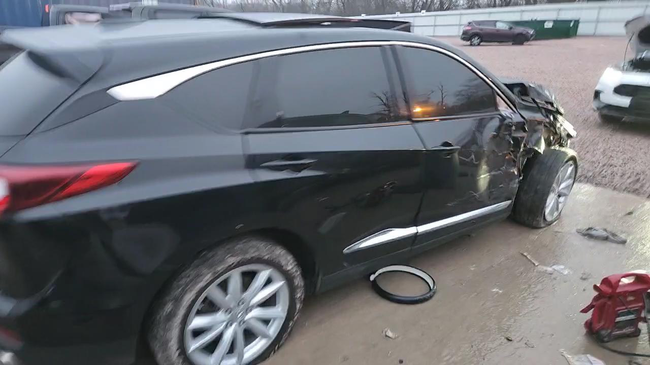 Фото: 5J8TC2H38KL003701