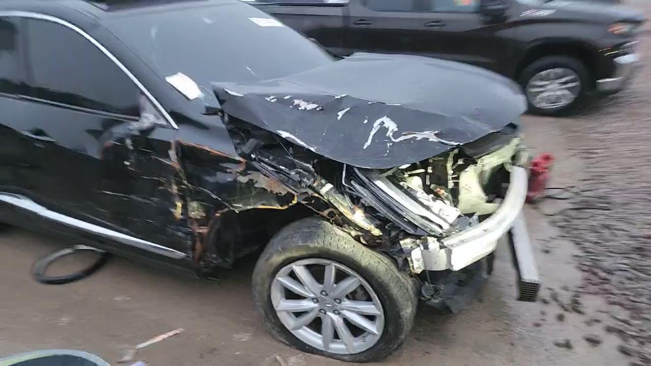 Фото: 5J8TC2H38KL003701