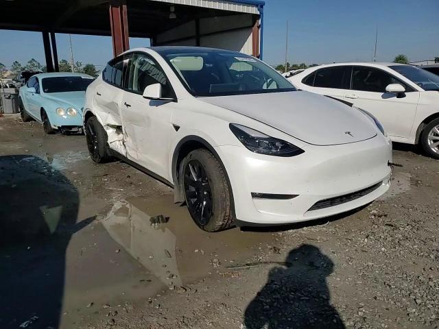 2024 Tesla Model Y VIN: 7SAYGDEE8RA230300 Lot: 93418345