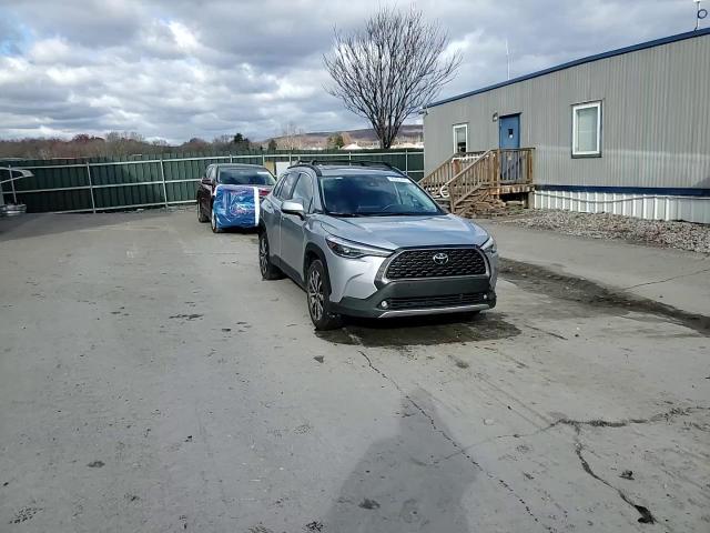 2022 Toyota Corolla Cross Xle VIN: 7MUDAABG7NV031772 Lot: 92441635