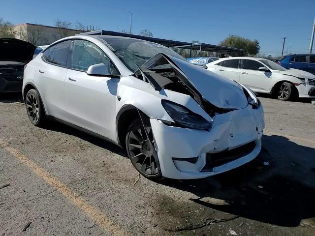 2023 Tesla Model Y VIN: 7SAYGDEE3PF877848 Lot: 91179255