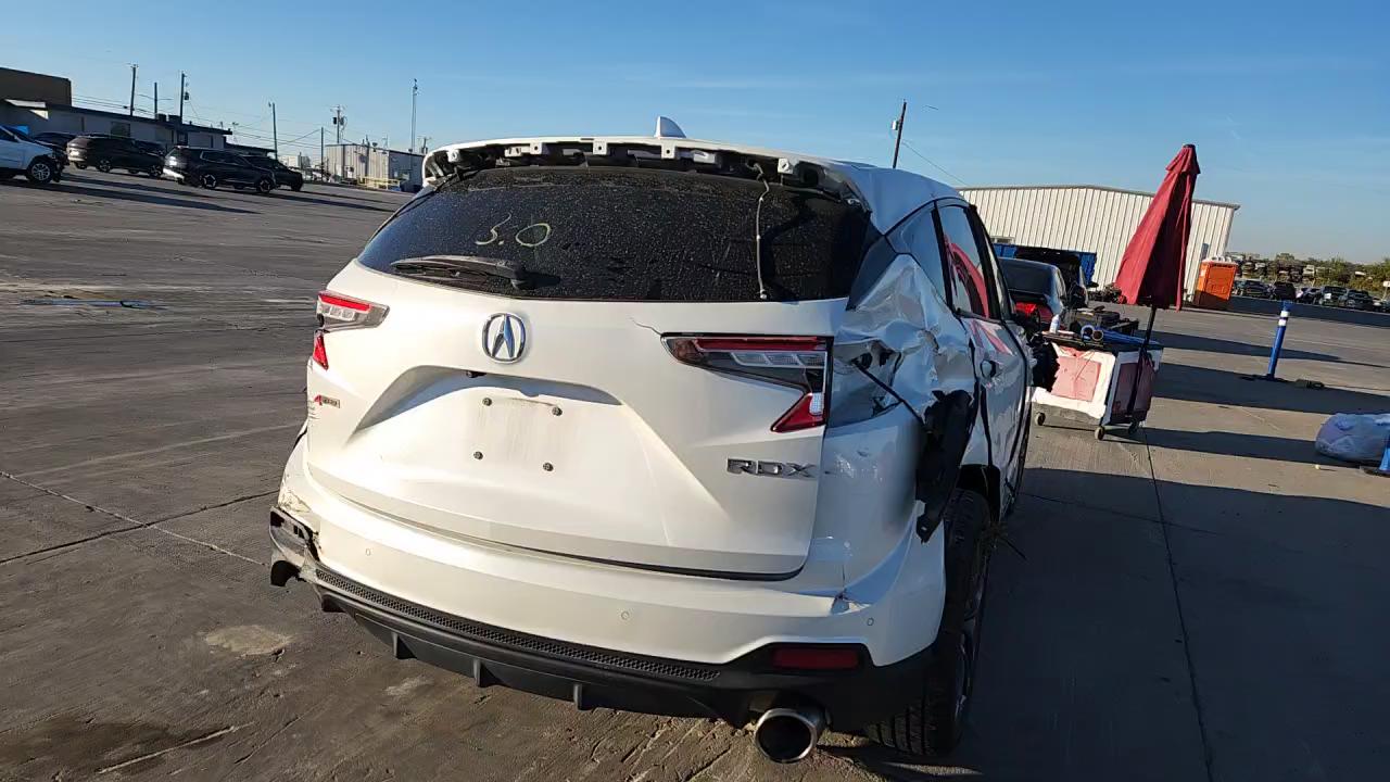 Фото: 5J8TC1H6XKL020861