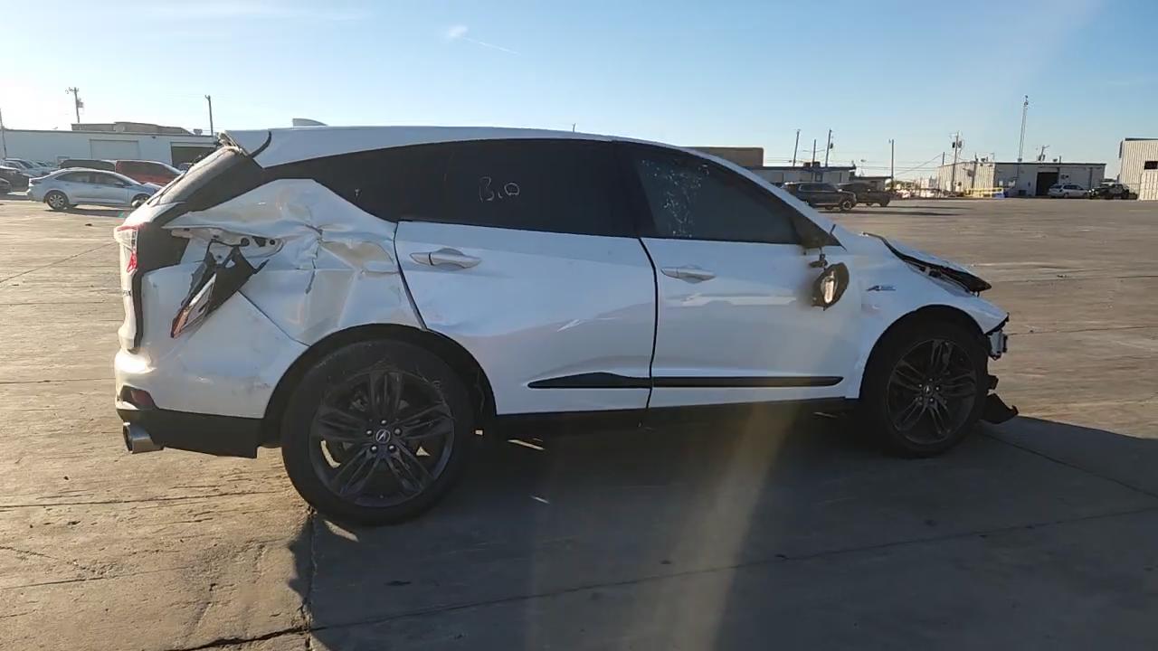 Фото: 5J8TC1H6XKL020861