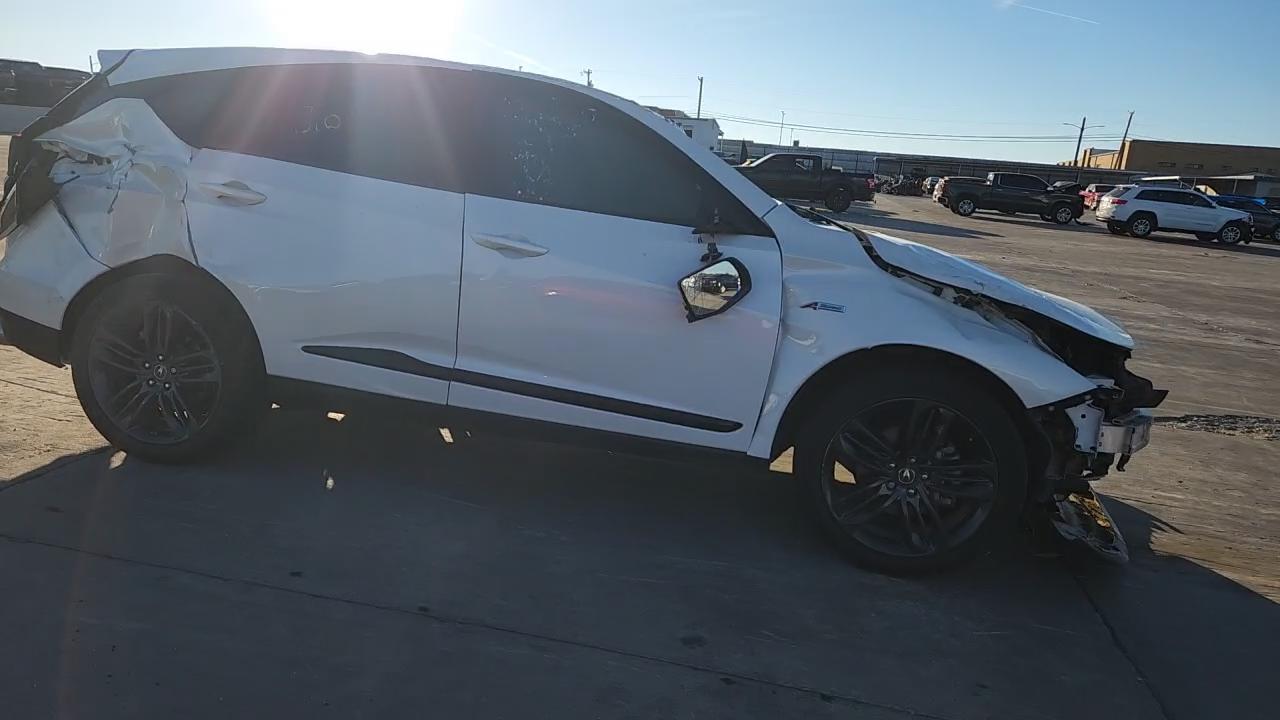 Фото: 5J8TC1H6XKL020861