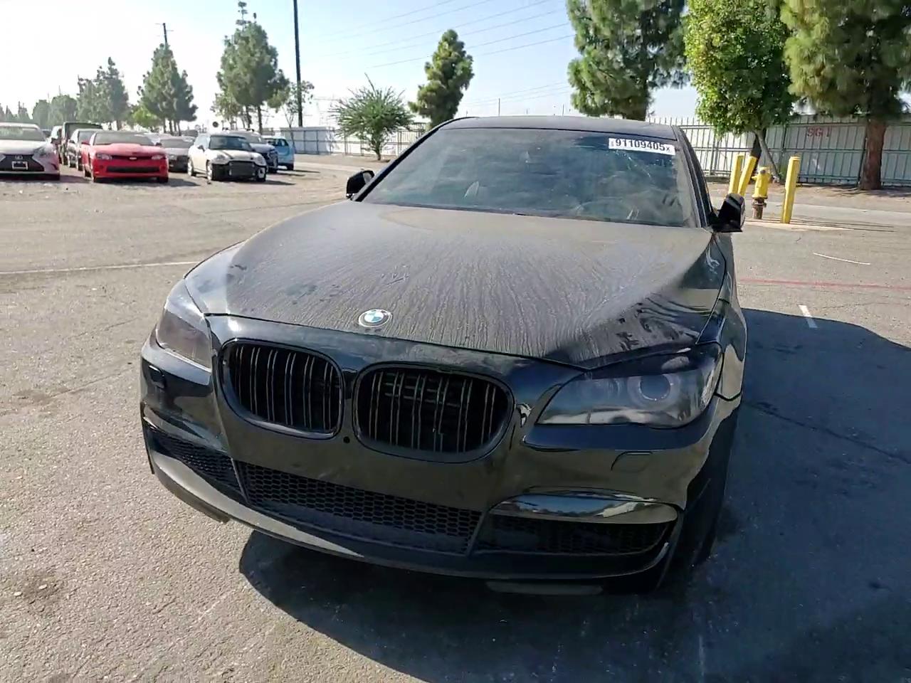 Фото: WBAKB8C52CDX20760