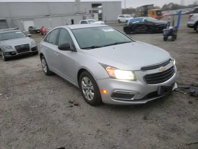 2015 Chevrolet Cruze Ls VIN: 1G1PA5SG2F7166774 Lot: 93687815