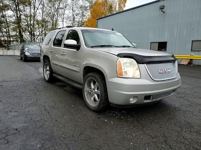 2007 GMC Yukon VIN: 1GKFK13097J132463 Lot: 90938355