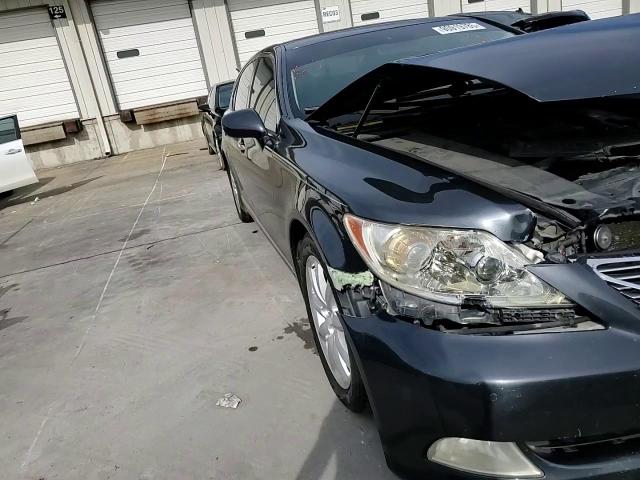 2007 Lexus Ls 460L VIN: JTHGL46FX75005811 Lot: 90919785