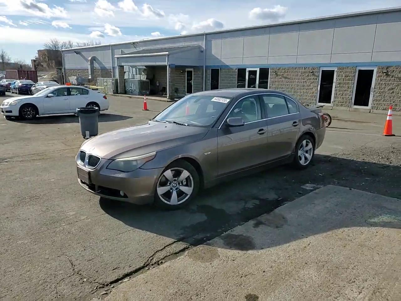 Фото: WBANA73534B065449