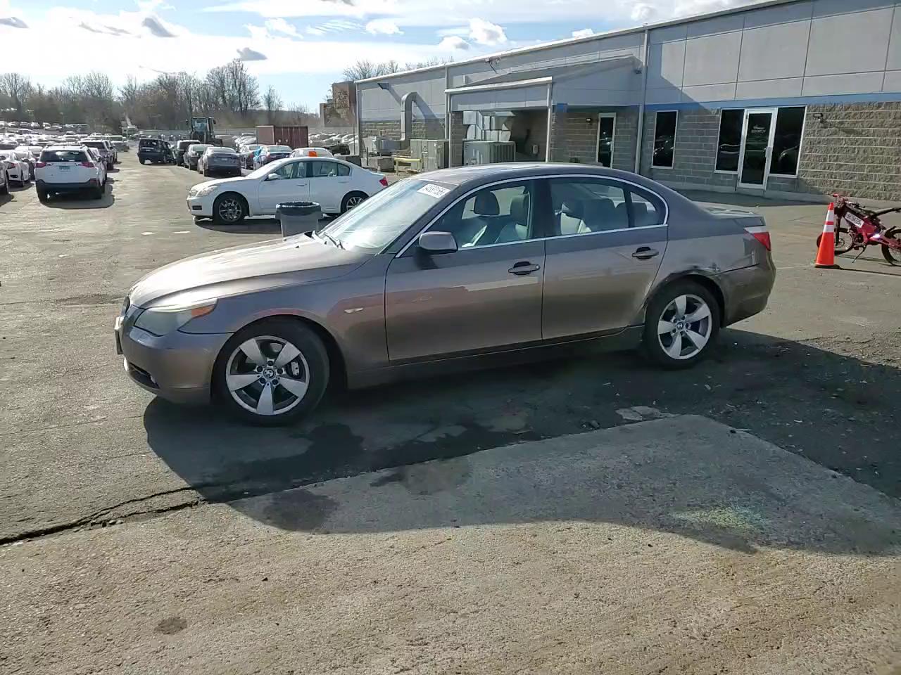 Фото: WBANA73534B065449